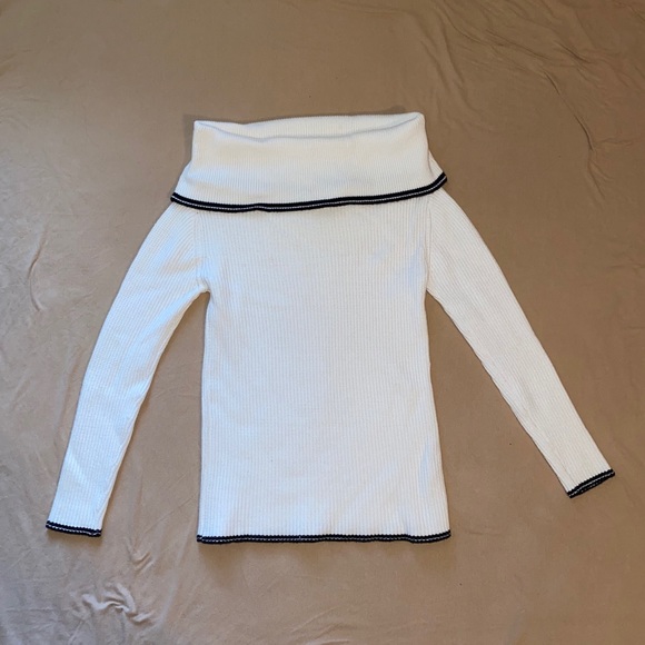 Lulus Bobsleigh Off The Shoulder Sweater - Picture 5 of 7